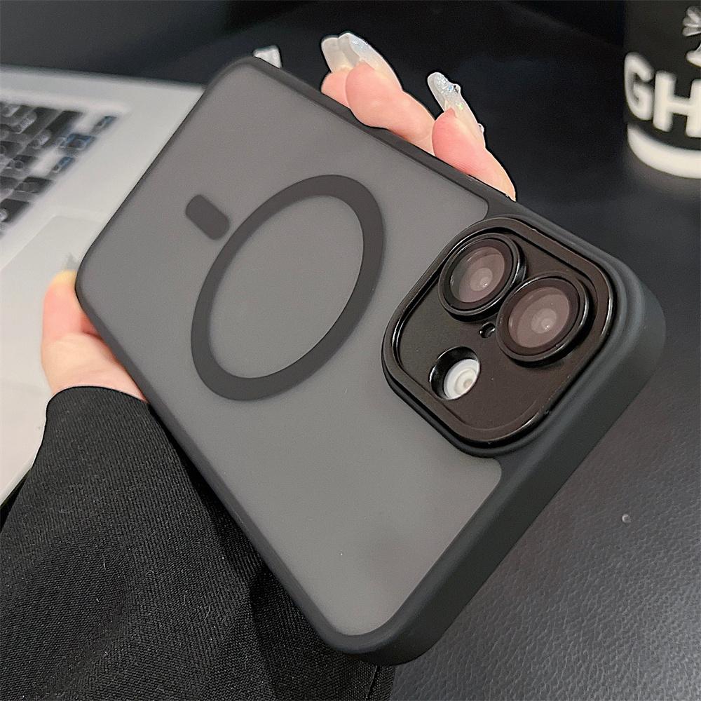 Luxury Matte Magnetic Case For iPhone 16 Pro Max 16 Plus Coque For iPhone 15 14 13 12 Pro Max For Magsafe Wireless Charger Cover