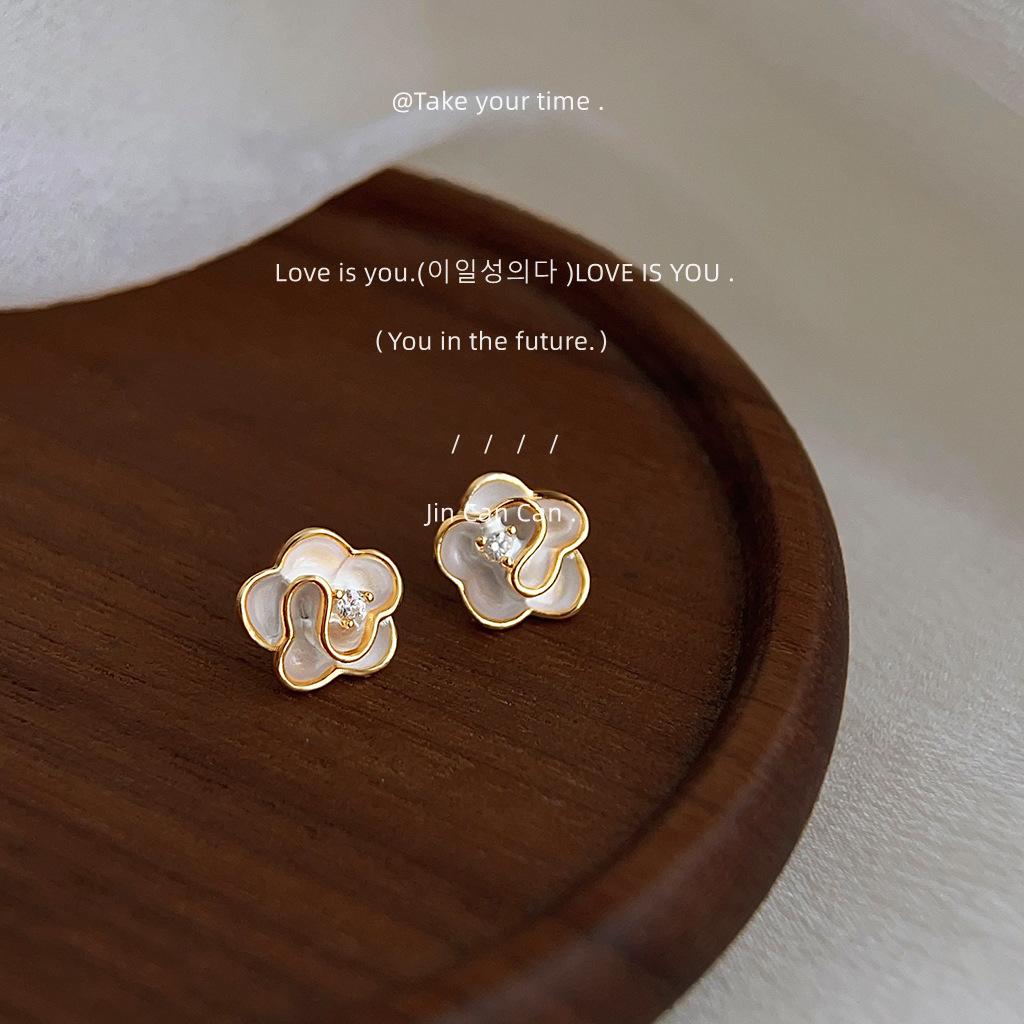 Minimally Elegant Versatile Mini Version Camellia Earrings 1 pair