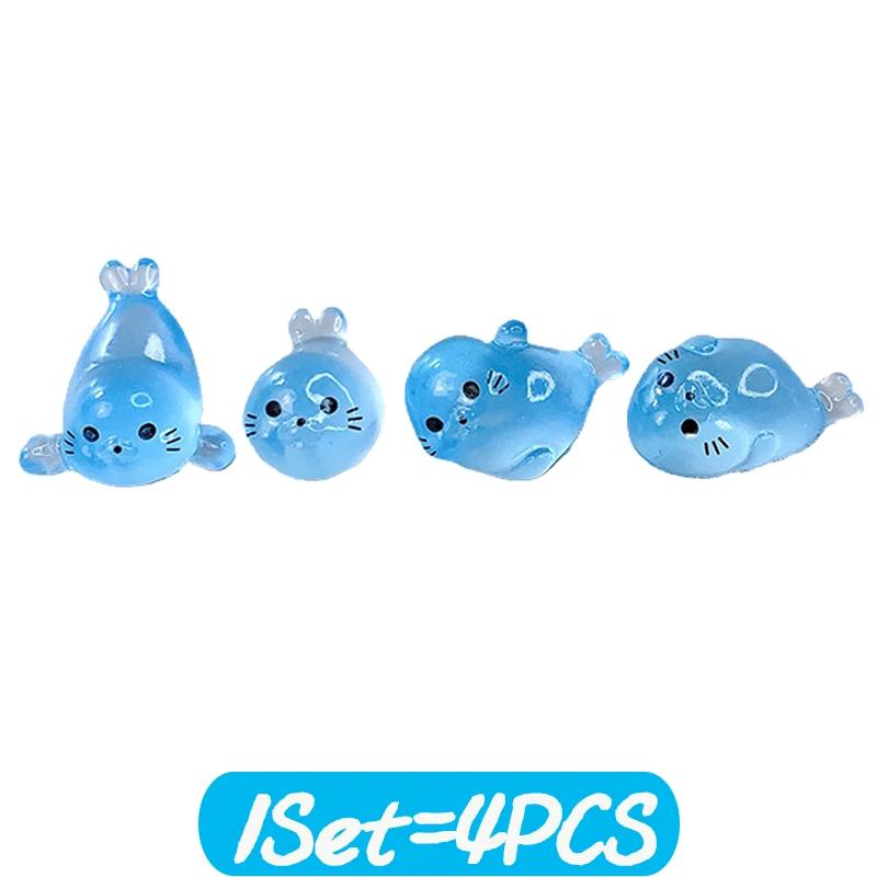 

4/20PCS Mini Luminous Resin Ornament Cute Blue Seal Pup Glow at Night Figurines Micro Landscape Fishbowl Car Interior Decoration
