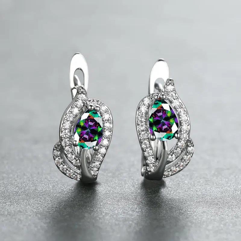 Cao Shi Floral Ear Cuffs: Twisted Teardrop Earrings with Leaves & Seaweed Design