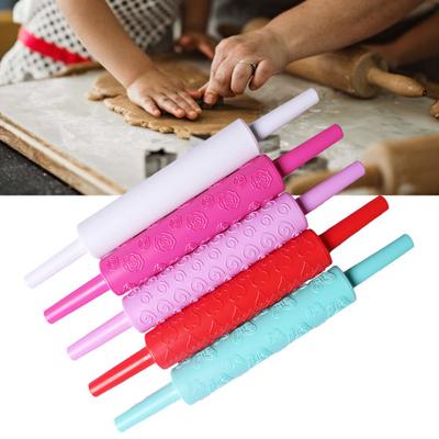 Rolling Pin Odorless Easy To Use Plastic Flower Heart Embossing Rolling Pin for Kitchen