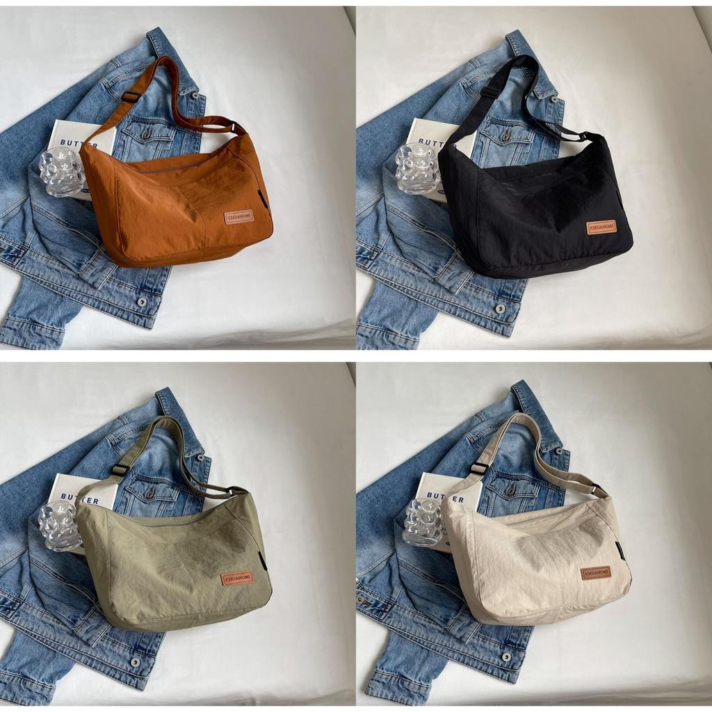 Canvas Bag For Women With Zipper Closure And Interior Phone Pocket For Daily Use