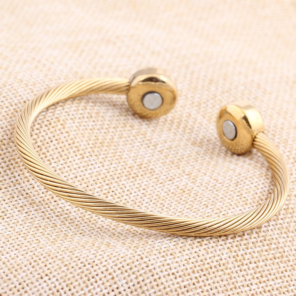 18K Gold Symmetrical Open Round Inlaid Diamond Bracelet Wristband, 10MM Cable Line.