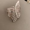 European & American Pleated Metal Bangle: Elegant Cold-Style Bracelet with High-End Luxury Design