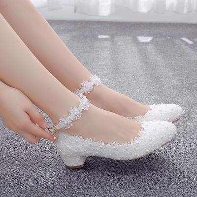 Classic White Lace Wedding Shoes Wedding Shoes Female White Drill Rhinestone Sandals Stiletto Pointed Bridal Pumps High Heels
