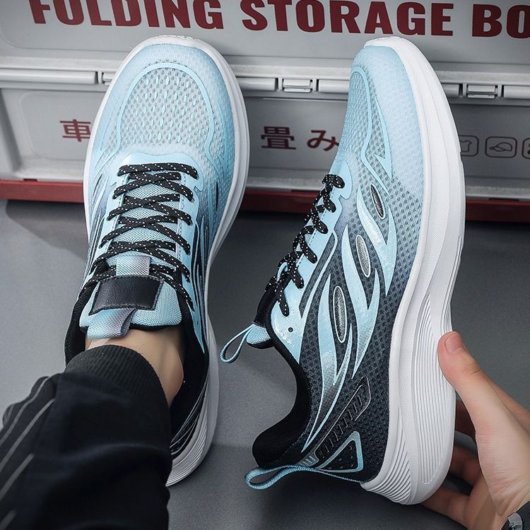 Extra Large Size Autumn New Mesh Ultra-light Breathable Sports Soft-soled Running Casual Shoes
