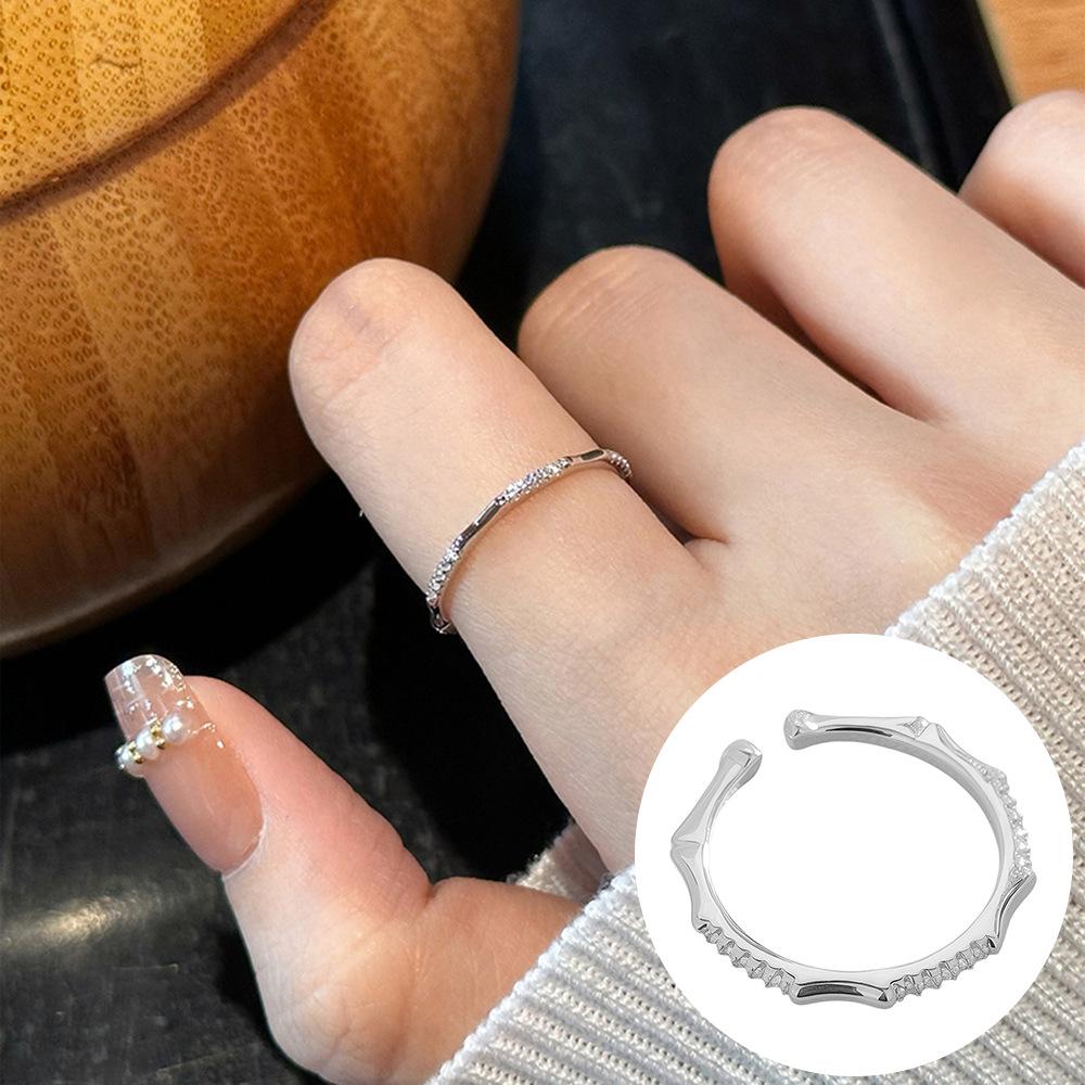 Exquisiter offener Goldring: Japanischer & Koreanischer Stil, Dünnes Band mit Diamanten besetzt, Stapelbarer & Eleganter Fingerschmuck