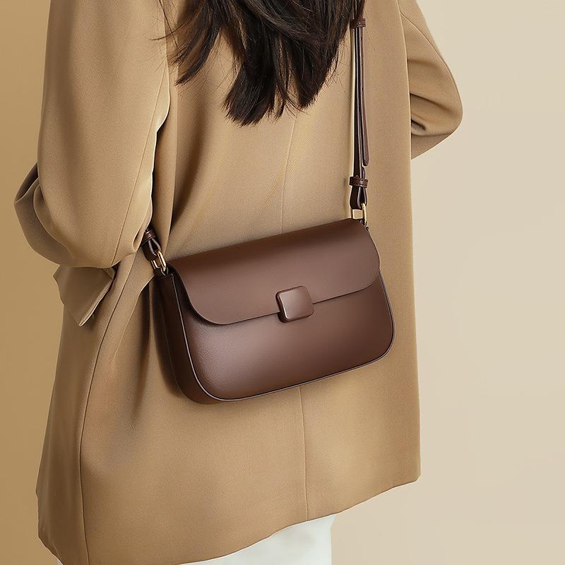 Tofu-Tasche Damen Sommer Neu Umhängetasche Achselhöhle Kleine quadratische Tasche Leder Hochwertig Einzelne Schulter Damen-Tasche Gepäck