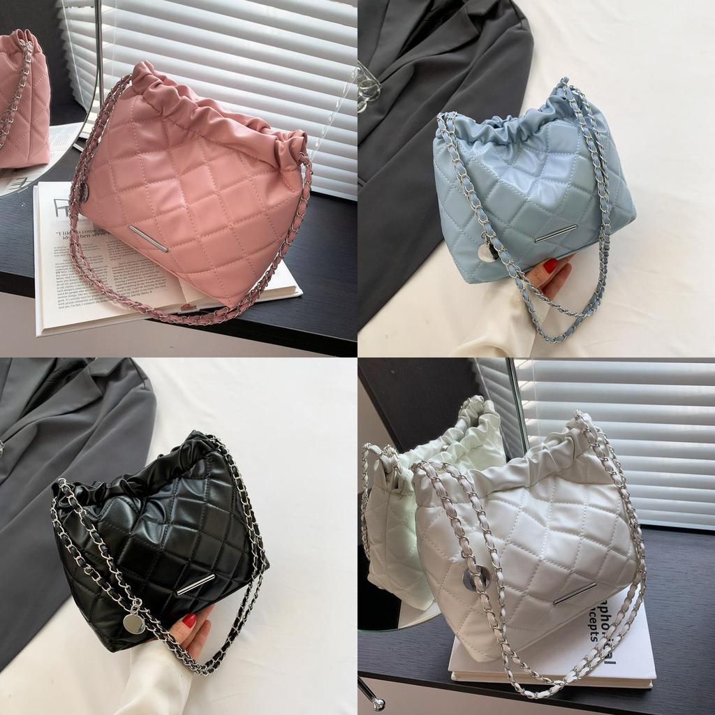 Stylish Large Capacity Soft Leather Diamond Stitch Thread Texture Commuter Shoulder Bag For Women 2023 Summer Korean Version Bucket Bag Fashion