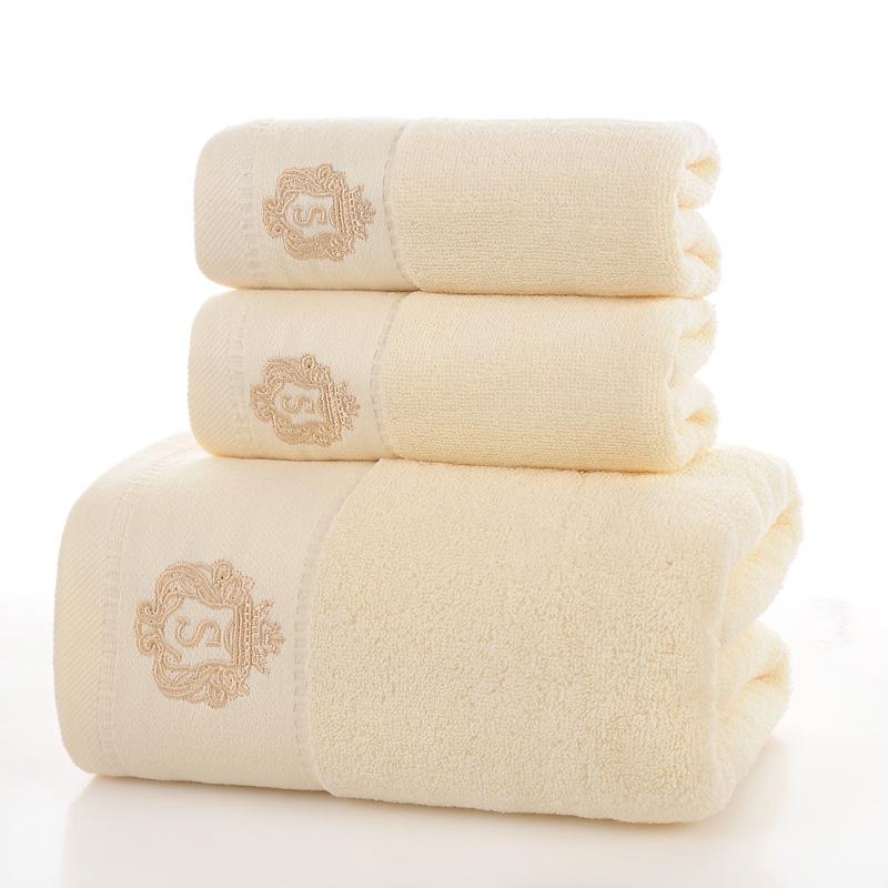 Pure Cotton Bath Towel Set: Absorbent and Lint-Free, Three-Piece Gift Set Featuring Extra Large Towels and Face Towel for Adults