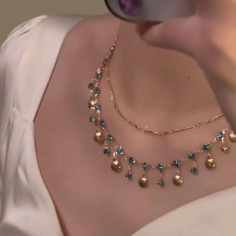 

Blue Diamond Pearl Double-Layer Necklace: Retro Luxury Clavicle Chain