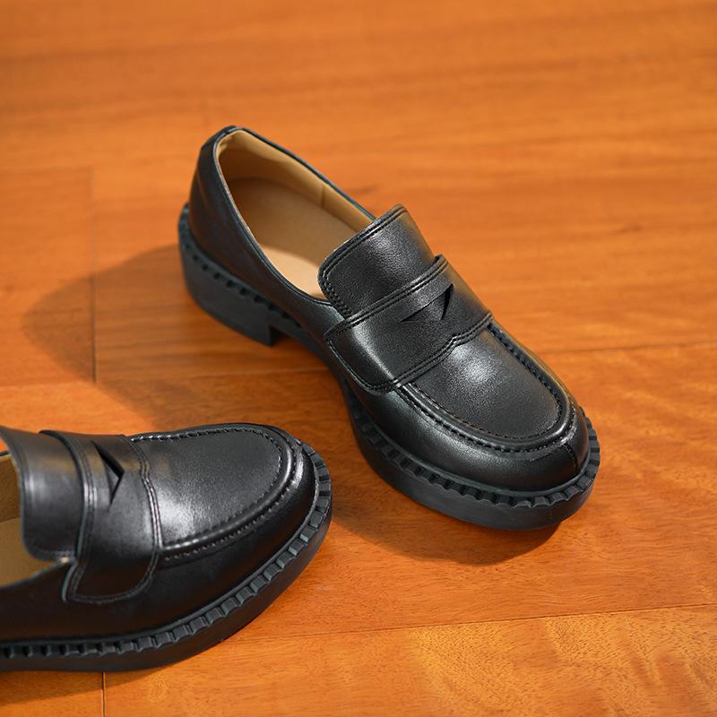 Commuter loafers small leather shoes British retro style thick heel single shoes women 2025 handmade shoes thick heel loafers women