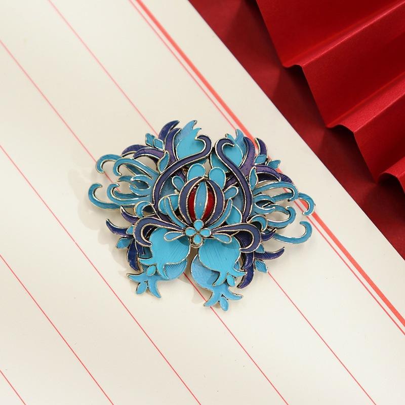 Chinese style court cloisonne point cui brooch retro temperament cheongsam coat brooch high-end accessories women