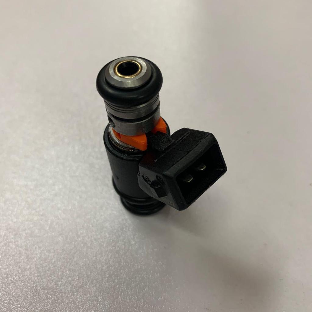 Kraftstoffeinspritzventil 021906031D für VW Golf & Ford