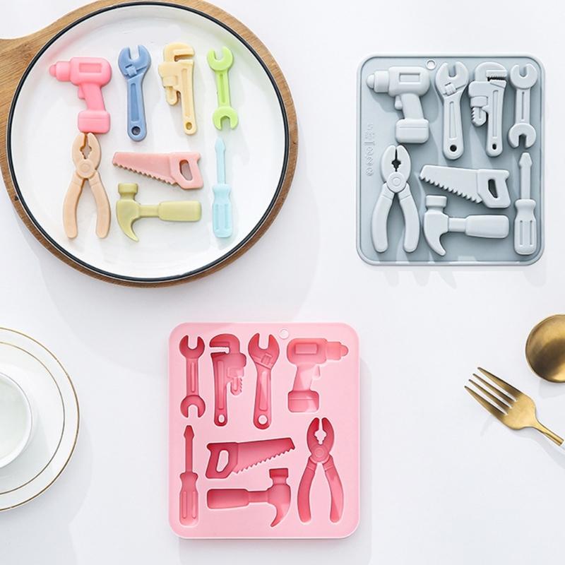 Silicone Chocolate Mould With Hardware Tool Design For Baking And Candy Making For Parties And Gift