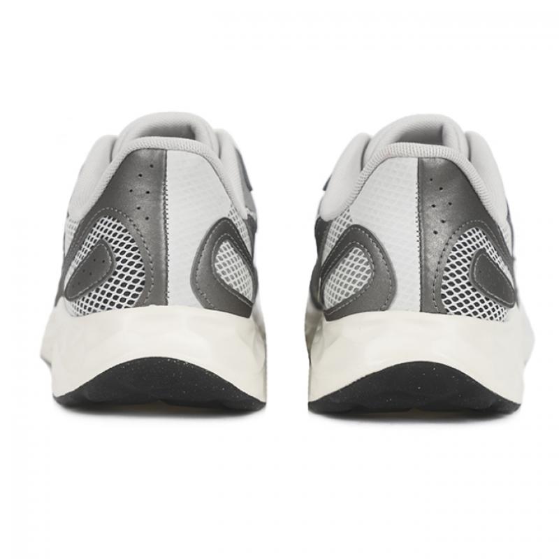 New Balance M Fresh forM Arish V4