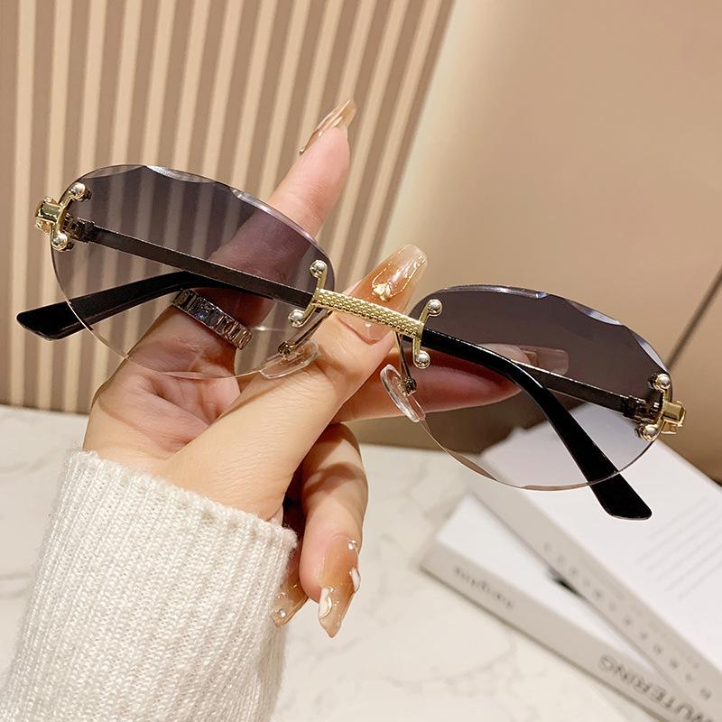 Rimless Punk Vintage Oval Sunglasses Women For Men Luxury Brand Designer Sun Glasses Popular Metal Rivet Hip Hop Shades Uv400