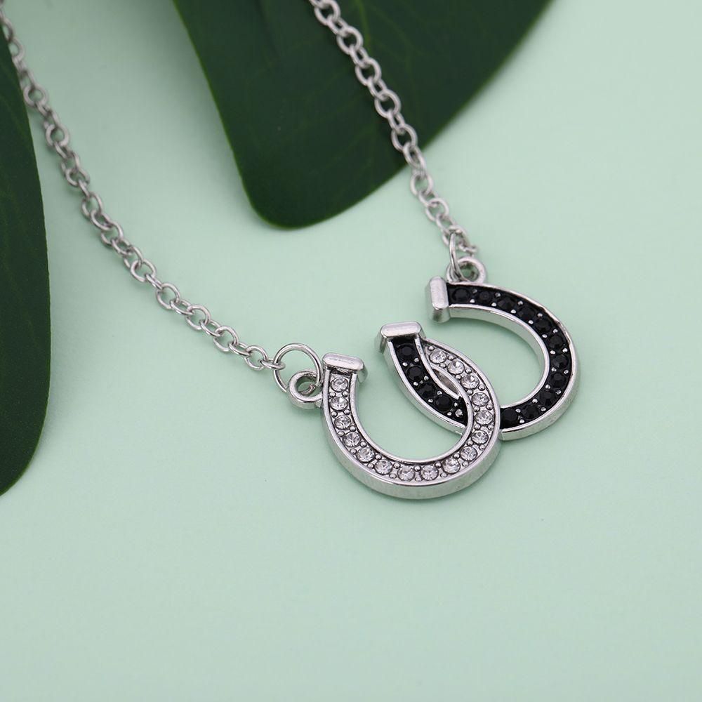 Black White Jewelry Fashion Double Horse Hoof Pendant Women Lady Necklace Zinc Zinc Alloy Chain