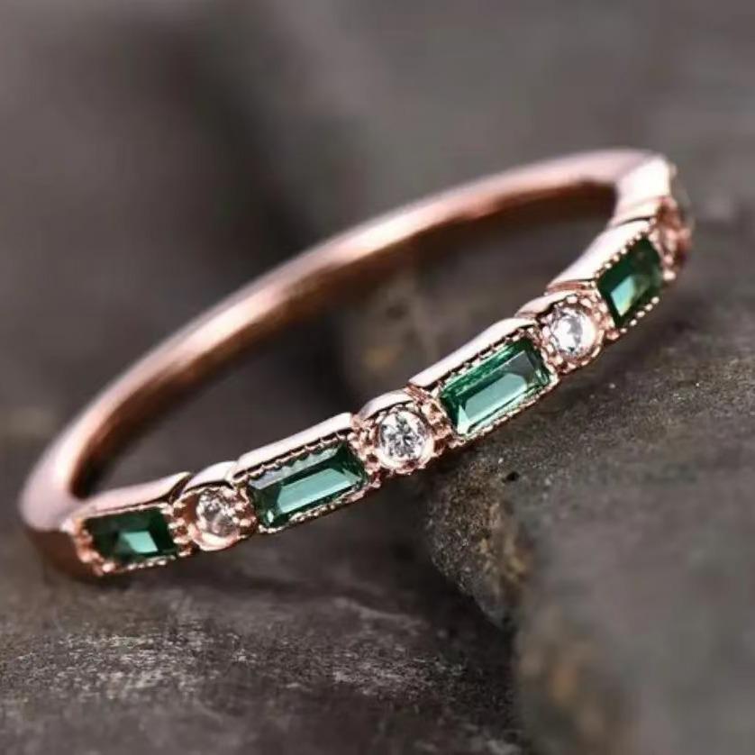 Retro Brass Micro-Inlaid Zircon Ring: Unique and Stylish Thin Band for Everyday Wear