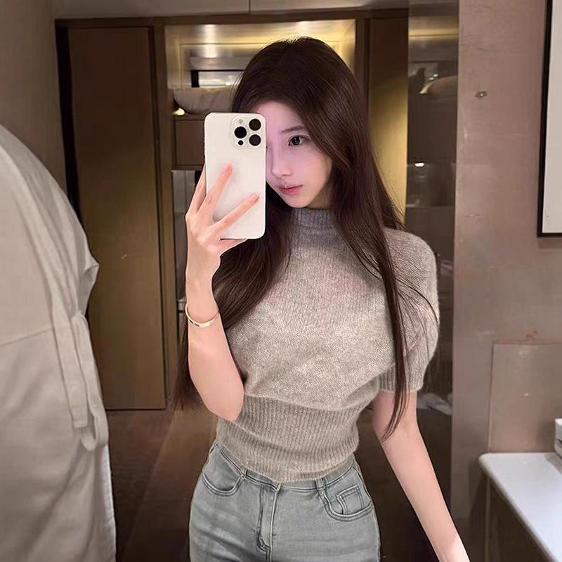 

Women s Slim-Fit Half-High Collar Pullover T-Shirt - Stylish, Comfortable, Versatile Solid Color Top Large