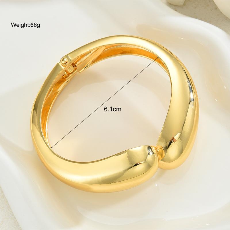 Vintage Hip Hop Teardrop Shaped Metal Cuff Bangles Punk Gold Color Creative Geometric Bracelet For Women Men Fashion Jewelry New