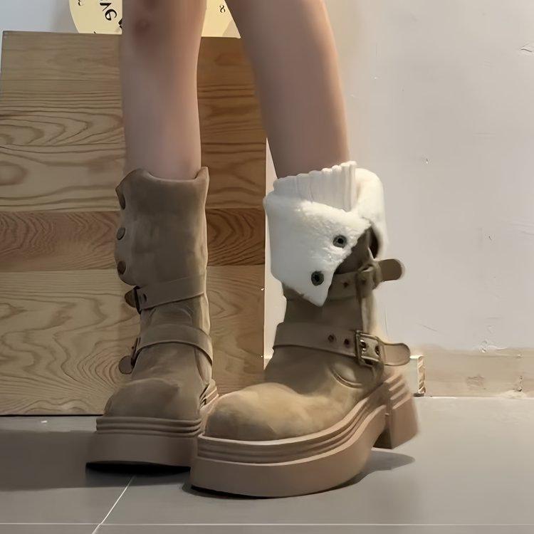 Two wear thin thick-soled heightening Martin boots, the new velvet warm and thin small short boots in the winter of this year
