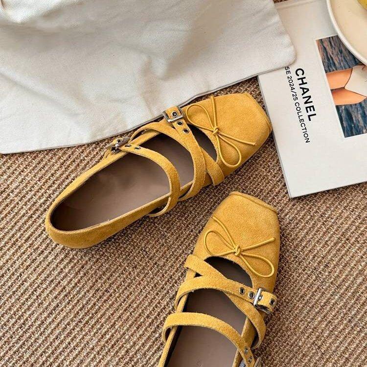 Fashion Hot Selling Spring 2025 Bowknot Flat Ballet Flats Women Casual Vintage Low Cut Rivet Embellished Flat Shoes Comfortable Slip-On