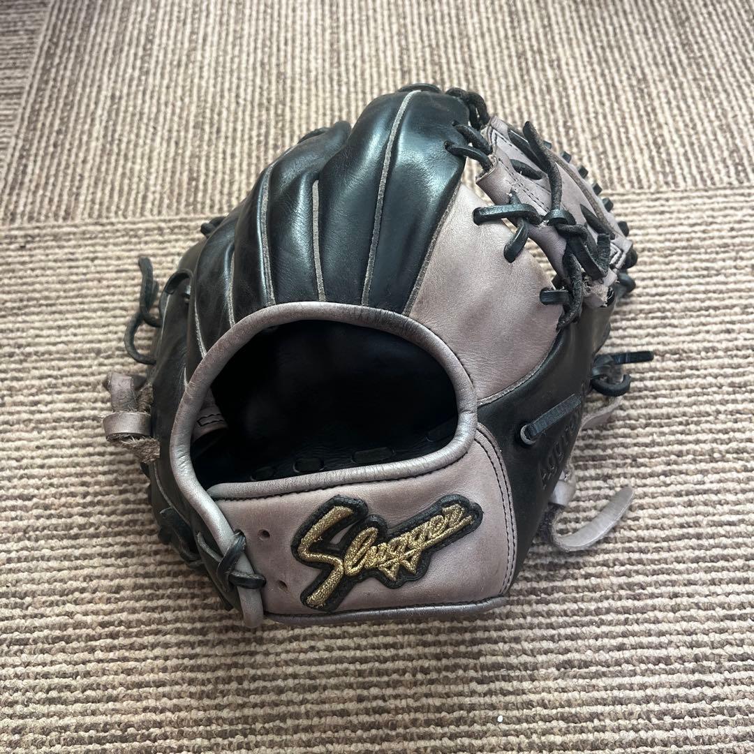 Used Kubota Slugger Hardball and Softball Baseball Training Gloves