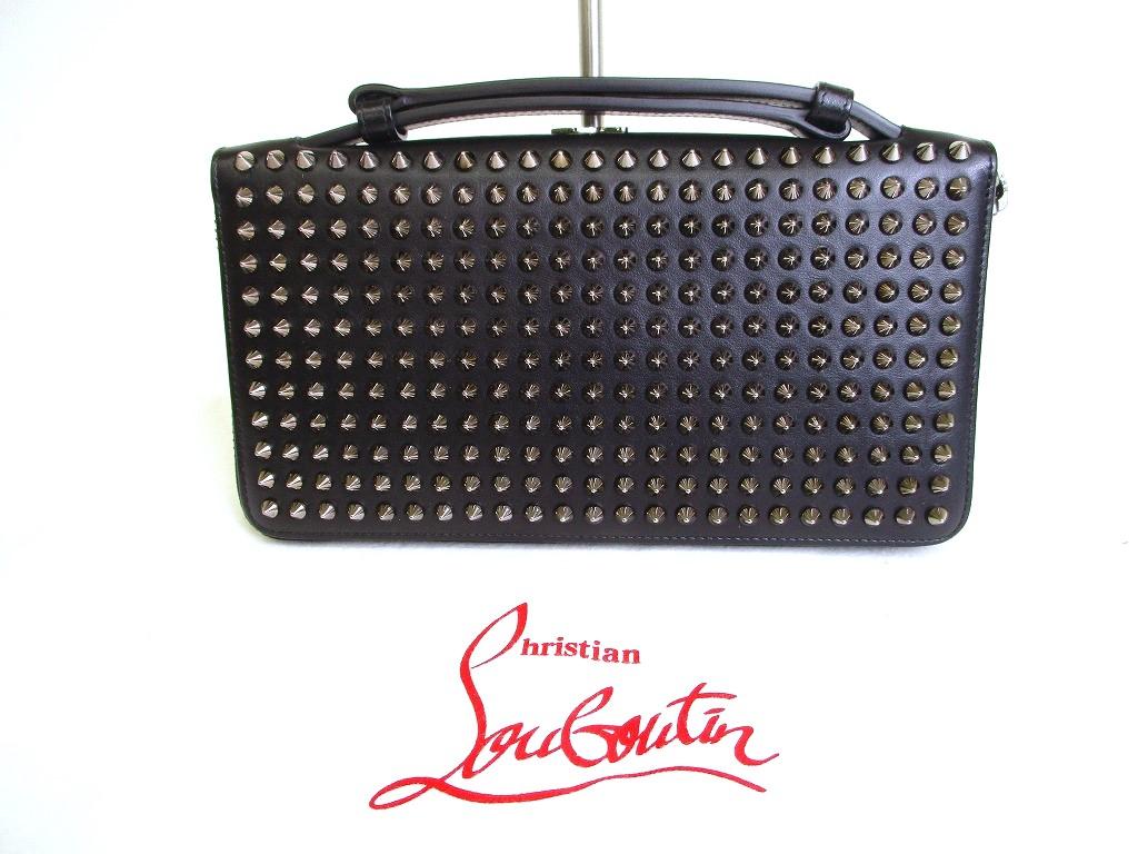 

Автентичний гаманець Christian Louboutin Panettone із чорними шкіряними шипами на круглій блискавці №a105 Refurbished