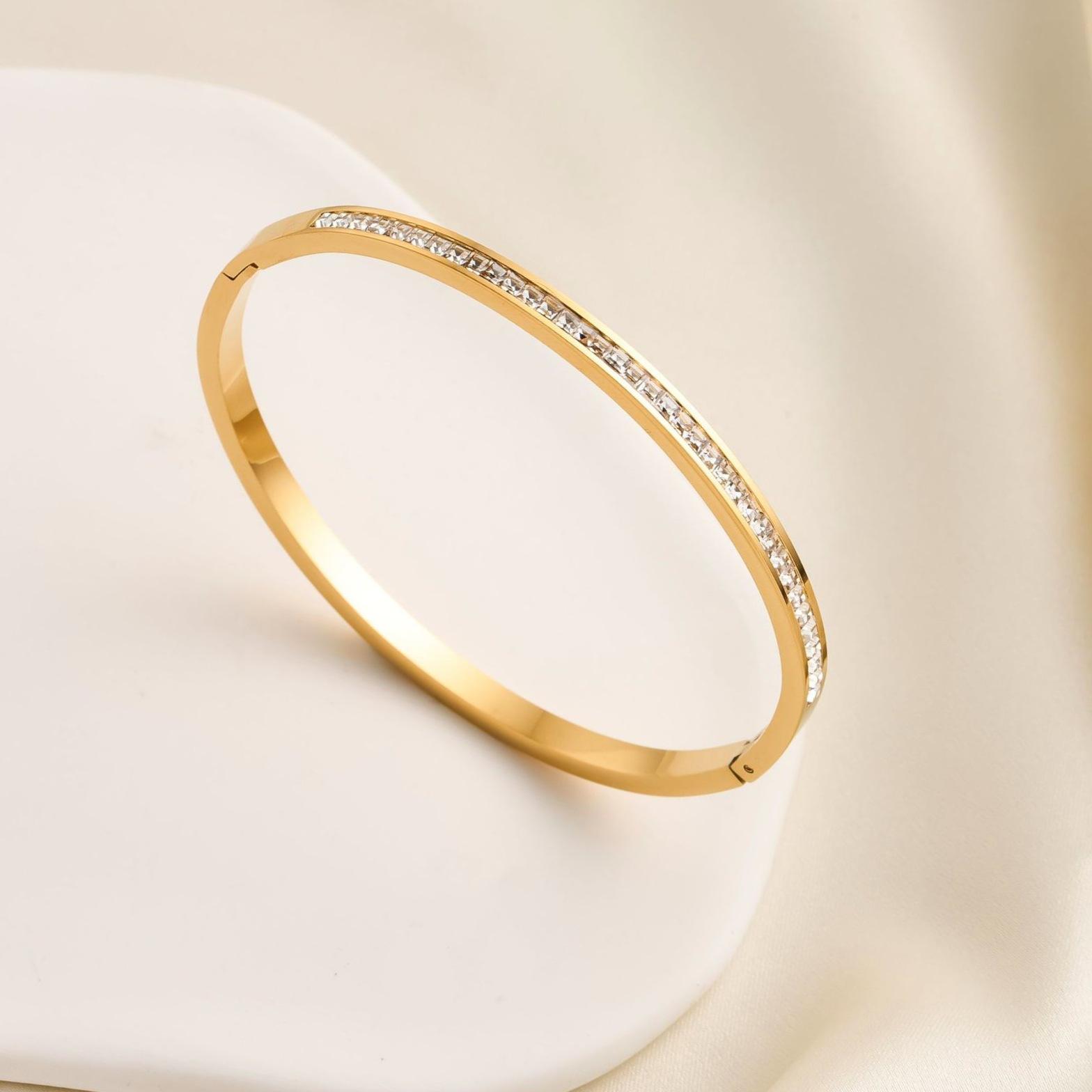 Fashionable and High-end Single-row Buckle Bracelet for Women, Simple, Light and Luxurious Baby s Breath Bracelet One Size(18CM~21CM)
