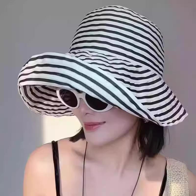 Women's Japanese Style Striped Summer Bucket Hat, Foldable, Large, with Sun Protection.