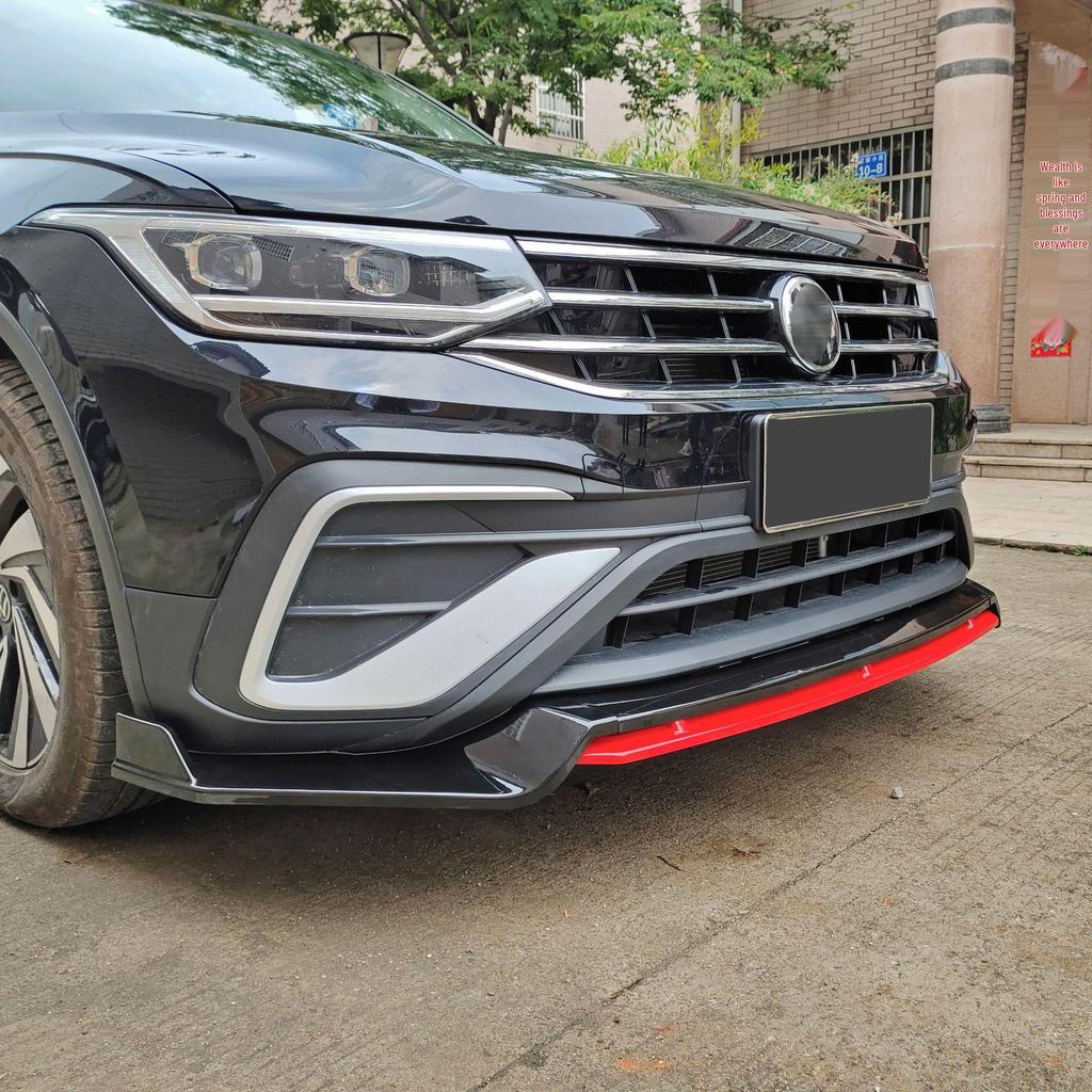 Kompatibel mit dem Basismodell des Volkswagen Tiguan L 2022, verfügt dieses Kit über einen Frontsplitter, einen Lippen-Spoiler, einen Heckflügel und Eckschützer.
