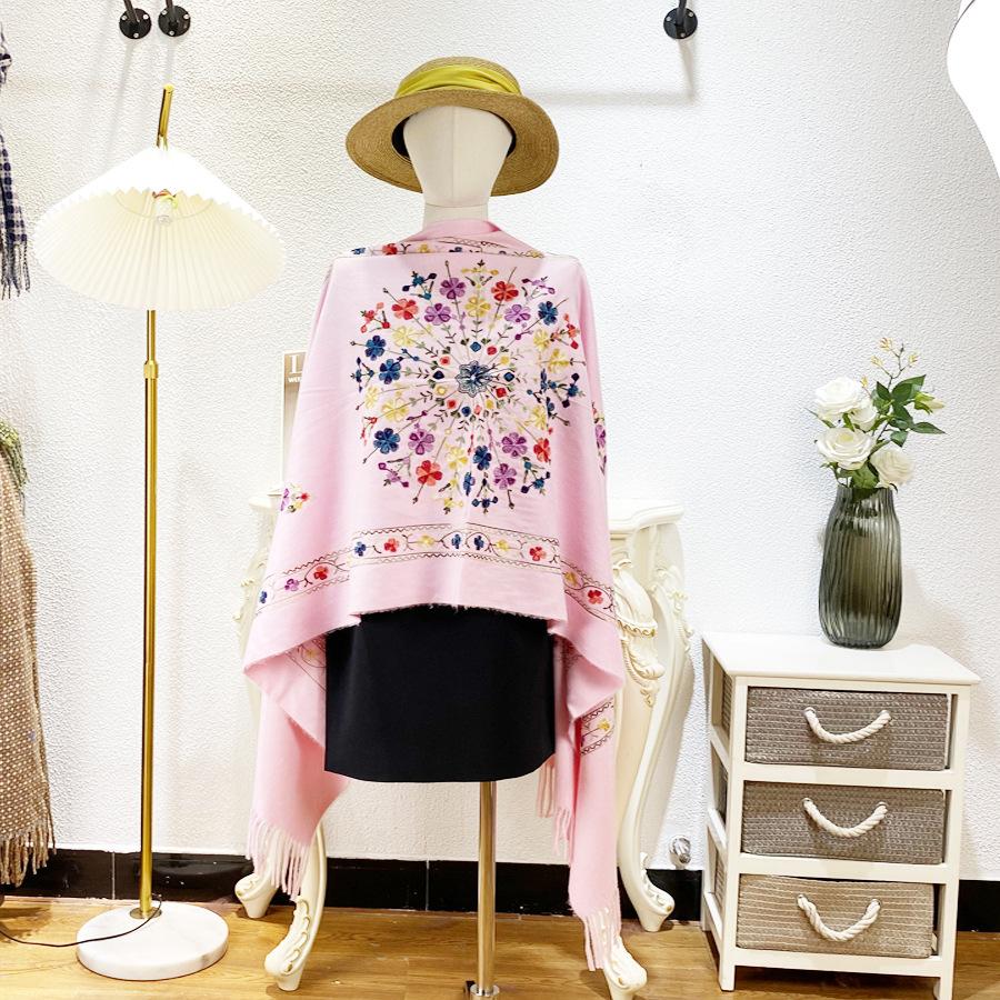 Ethnic style embroidered cape, shawl, and scarf for women, embroidered for warmth, suitable for travel in Lijiang, Qinghai Lake, and Tibet