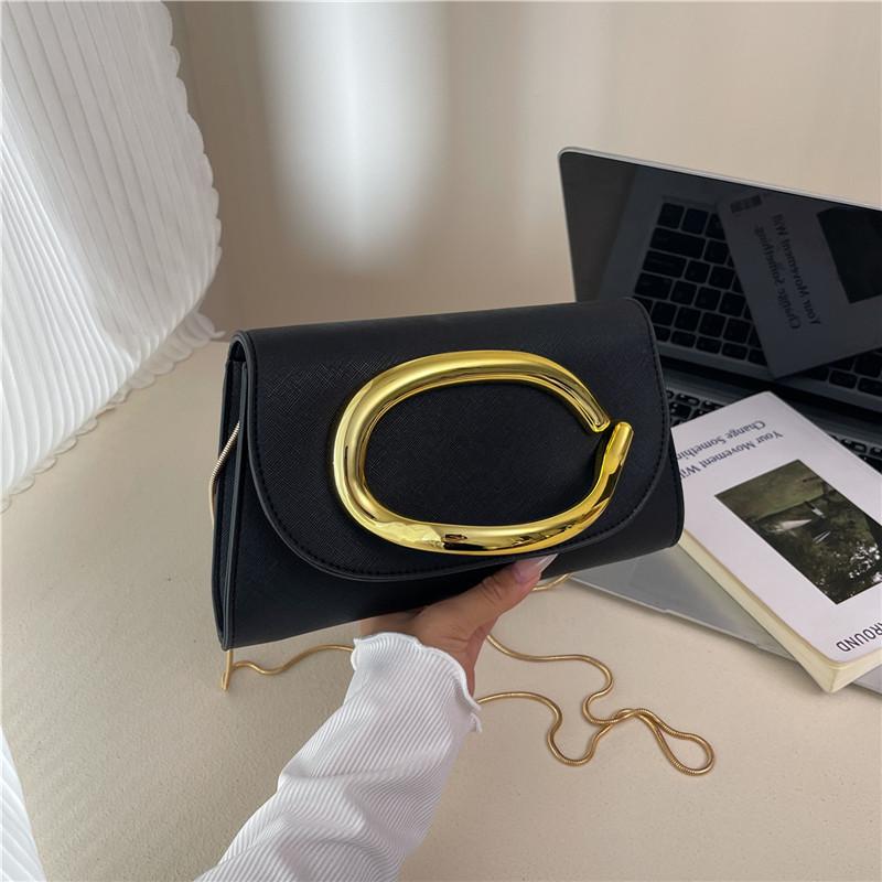 Niche design dinner bag women's 2026 new fashion chain box bag small bag shoulder messenger bag