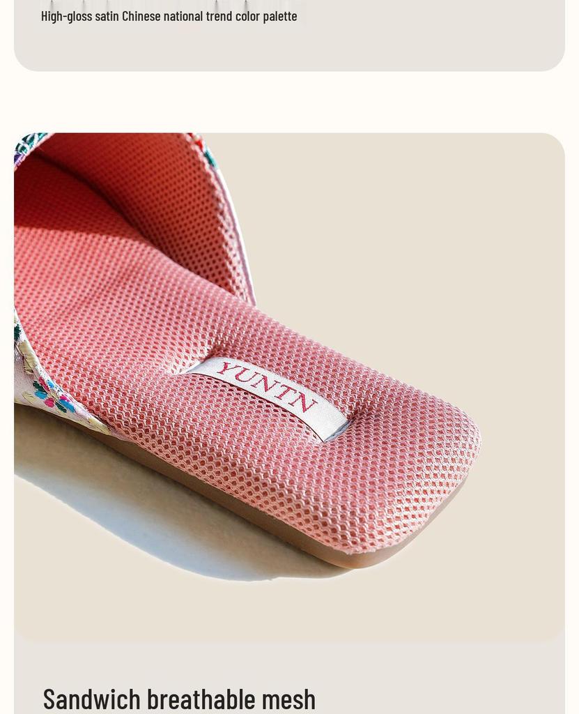 Elegante Set Sciarpa da Testa Ricamata in Raso per Tutte le Stagioni e Pantofole Antiscivolo da Casa per Donna