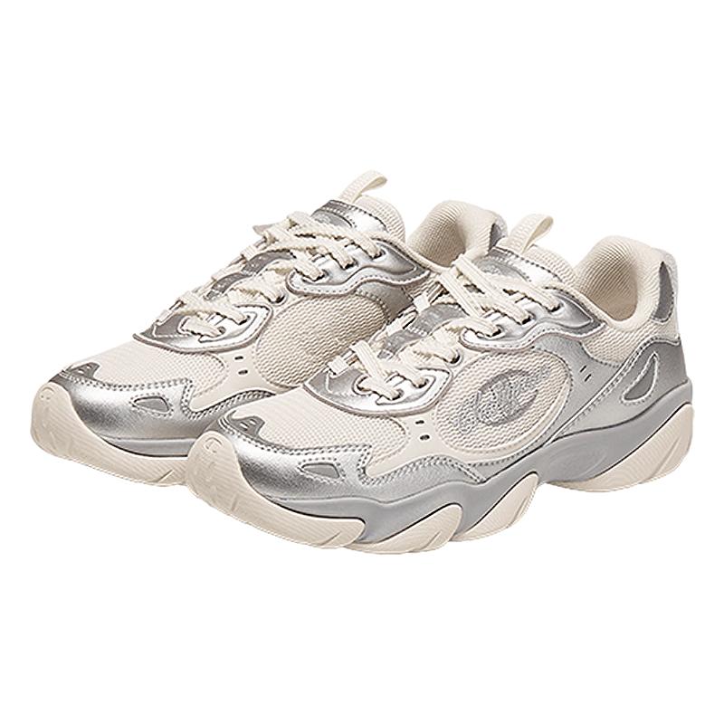 Champion Claw Print Dad Shoes 37