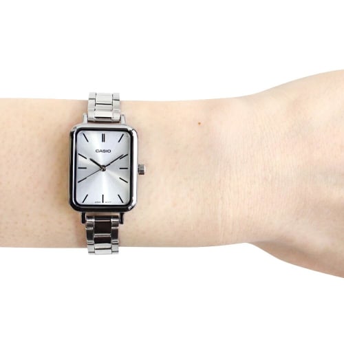 Casio Cheap Casio Chipkashi Watch Ladies Quartz Analog Brass Stainless Steel Silver Ice Blue LTP-V009D-2E