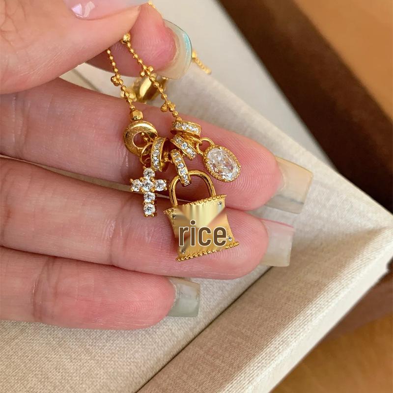 Elegant Cross Clasp Choker Necklace - Light Luxury Women's Pendant