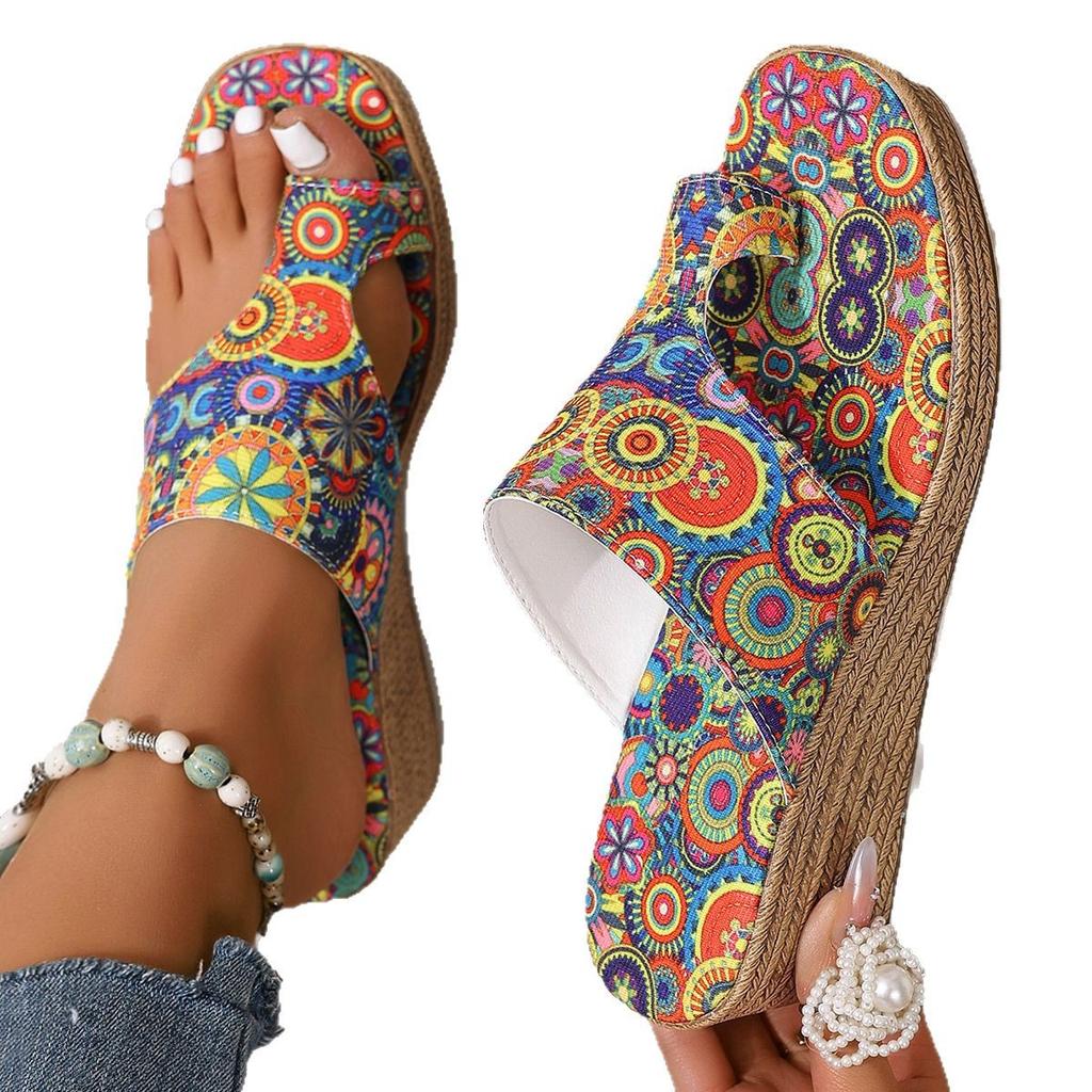 Foreign Trade Large Size Women's Slippers 2025 Summer New Flat Bottom Printing Set Toe Bohemian Ethnic Cool Slippers Women