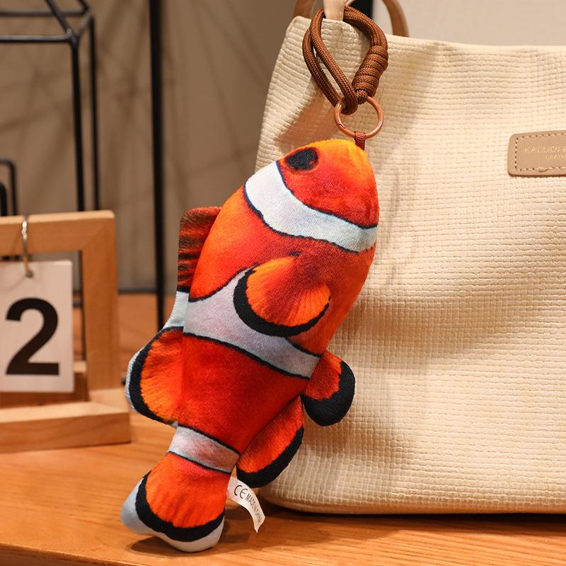 20cm 3D Simulatie Vis Pluche Speelgoed Mandarijnvis Forel Tarbot Tilapia Zeebaars Karper Pluche Hanger Sleutelhanger Pop Kleine Cadeautjes about 20cm