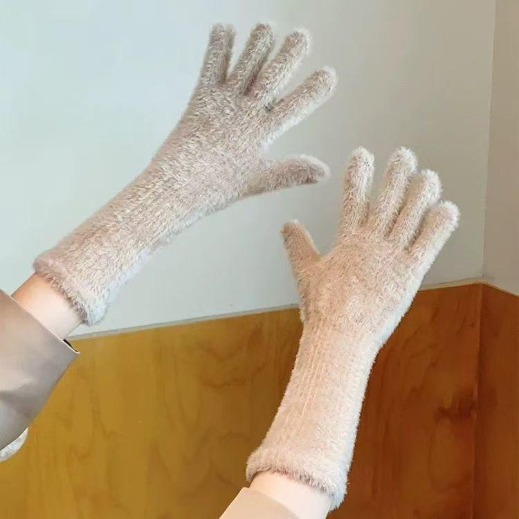 Winter Women's Fashion Warm and Leaky Two-fingered Mobile Phone Furry Student Writing and Cold-proof Riding Touch Screen Mink Gloves