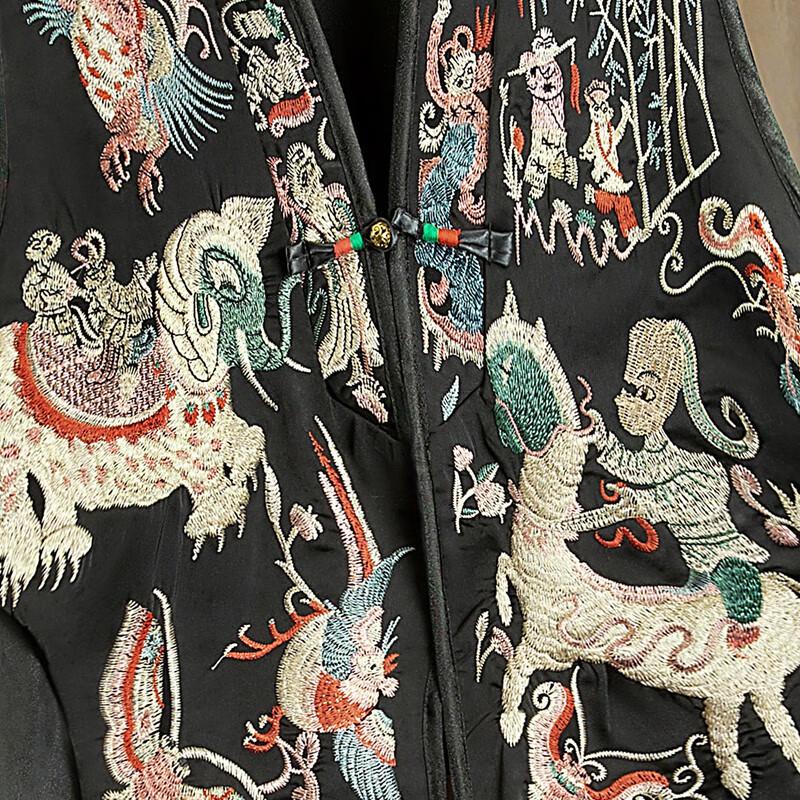 Women's New Chinese Style Embroidered V-Neck Vest with Frog Buttons