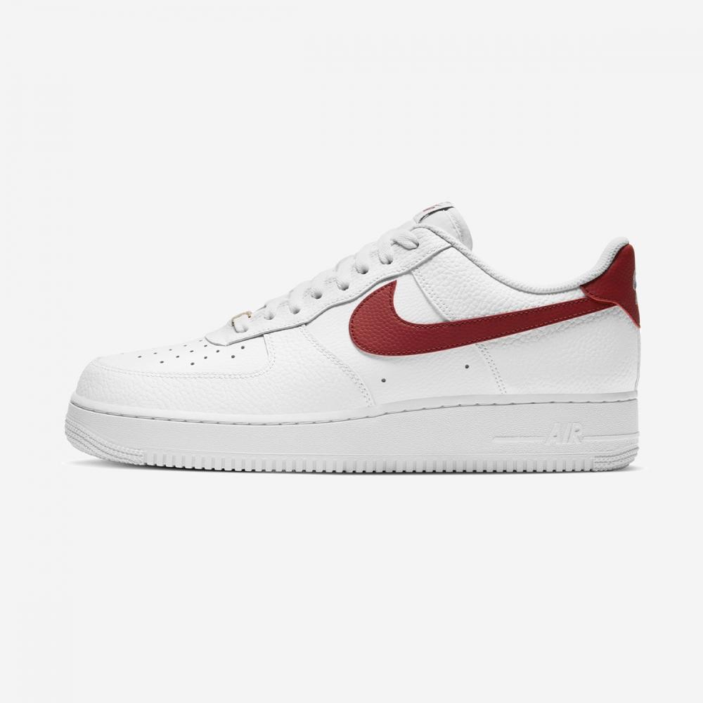 

Nike Air Force 1 07 CZ0326 100