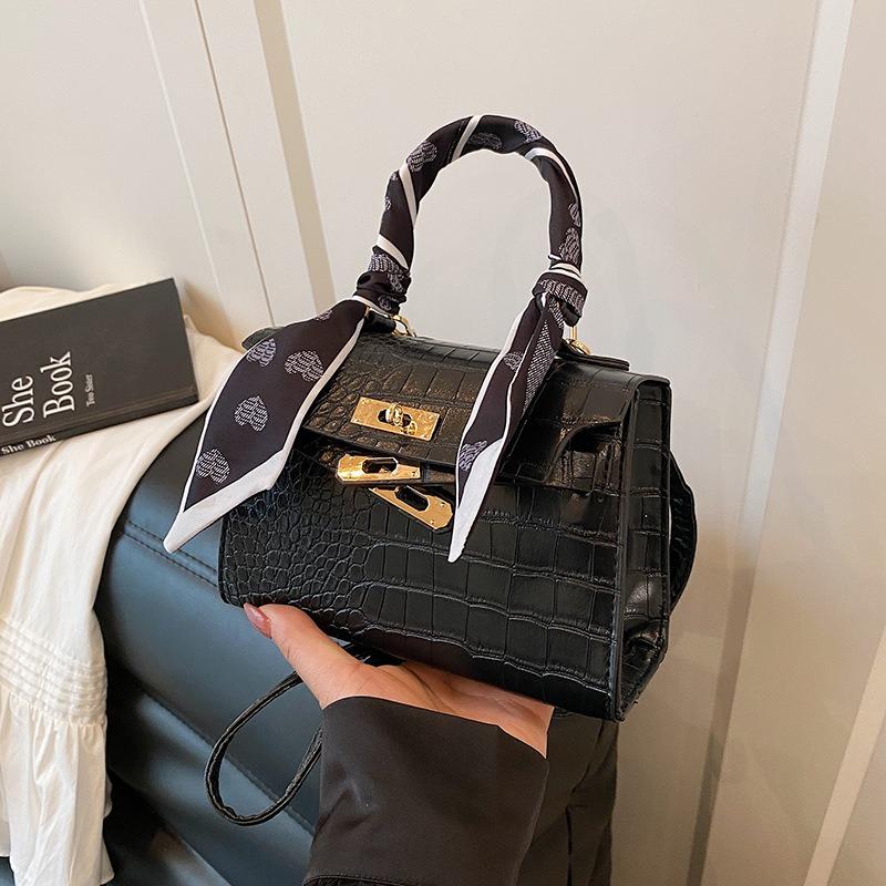 High texture niche women's bag new stone pattern versatile handbag women's premium shoulder messenger bag