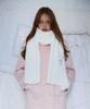 ROSEFRANTZ Cozy Fur Muffler [Ivory]