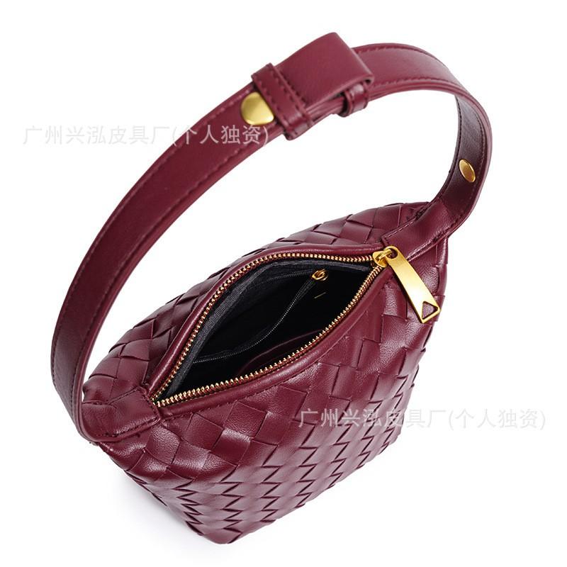 Woven Shoulder Bag Women Stylish Minimalist Crossbody PU Leather Small Square Tote With Zip Daily Use Handbag In