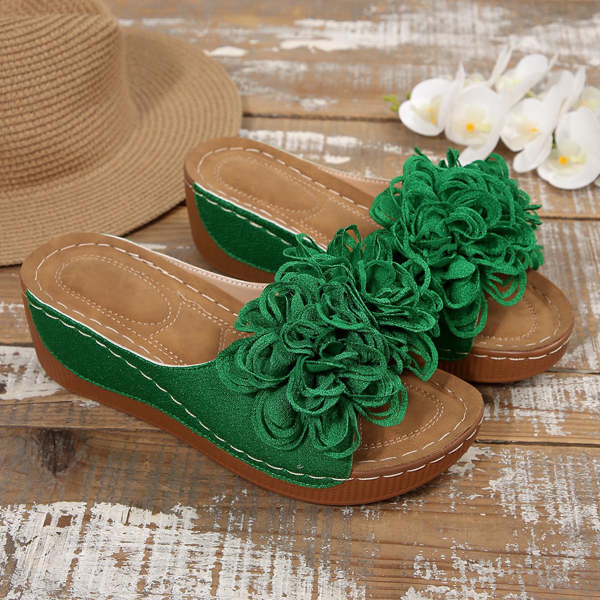 

Foreign trade large size new slippers women with flower bow decoration thick bottom slope heel cool slippers women 43