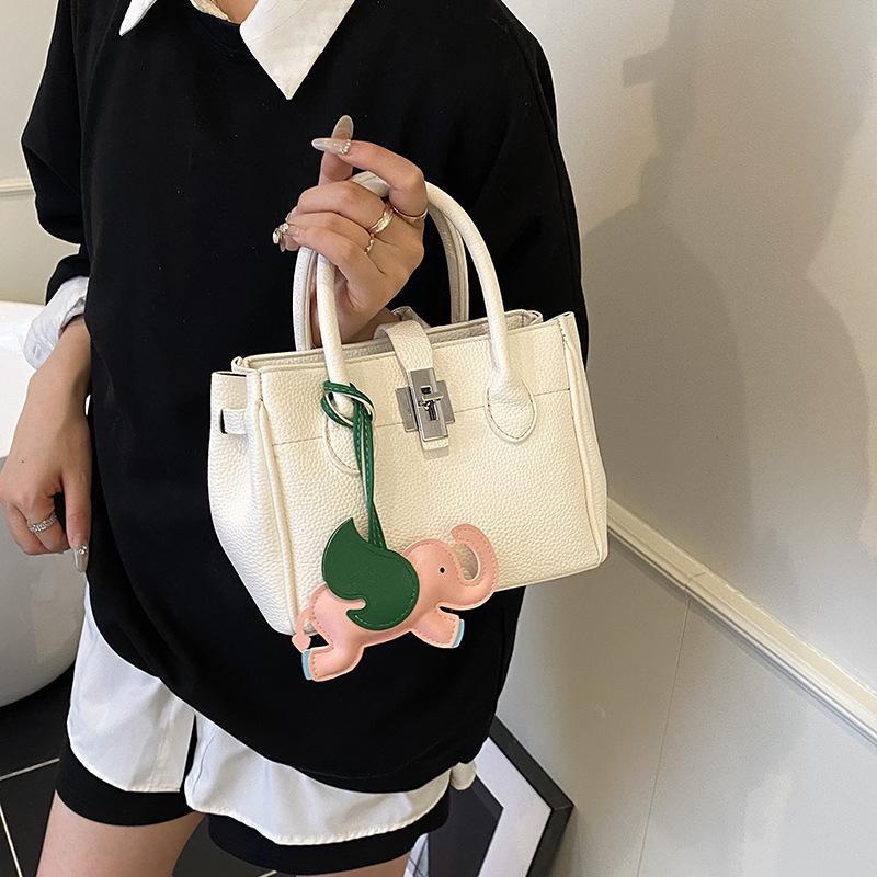 Handbag Women's New Fashion Shoulder Messenger Bag