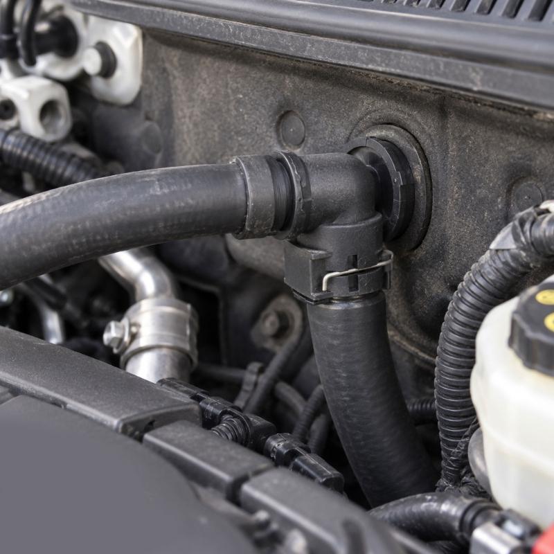 ABS Heater Hose Fitting with Clip-Side Connection and Ribbed Hose End 95089363 95089364 for Automotive Heater-Hose Replacement Work