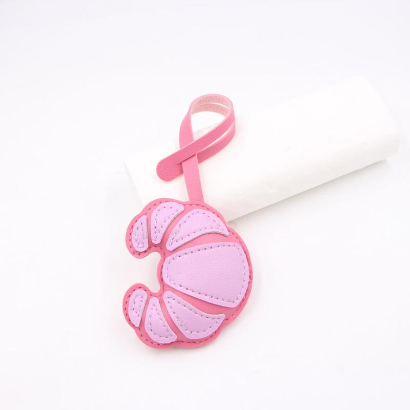 Croissant-Shaped Keychain Croissant Charm Pendant Keyring Jewelry For Girls Women Gift Bag Decoration